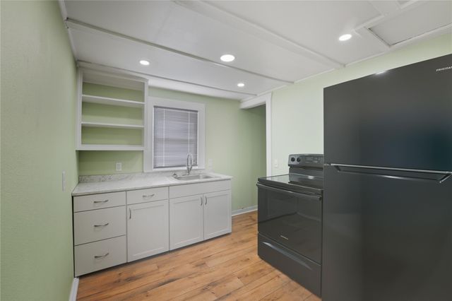 1413, 1415 Carroll Lane, La Grange, TX 78945