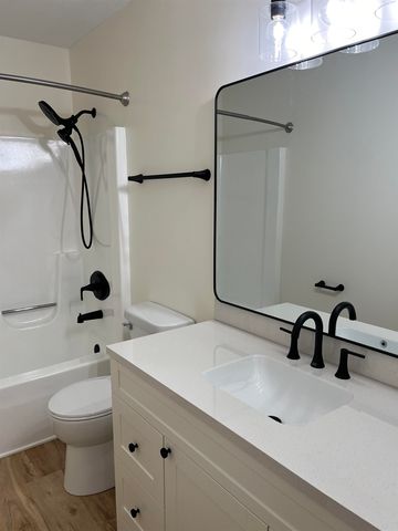 5925 Gate Tree Lane, Fort Wayne, IN 46835