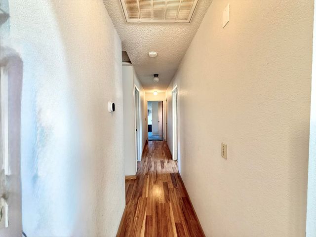 550 Black Oak Avenue, Porterville, CA 93257