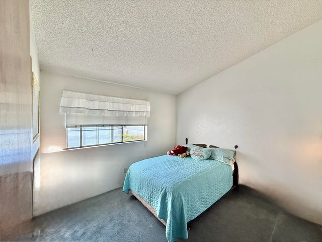 550 Black Oak Avenue, Porterville, CA 93257