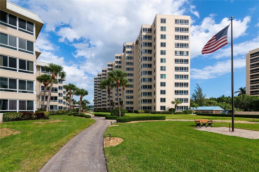5924 MIDNIGHT PASS ROAD 507, Sarasota, FL 34242