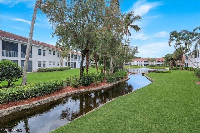 400 L Ambiance CIR 104, Naples, FL 34108