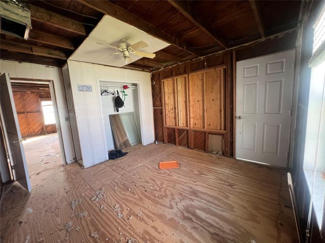 415 Oyster Street, Freeport, TX 77541