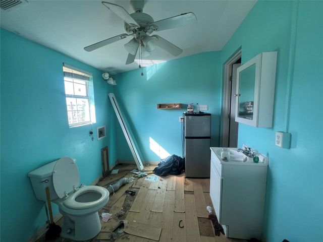 415 Oyster Street, Freeport, TX 77541