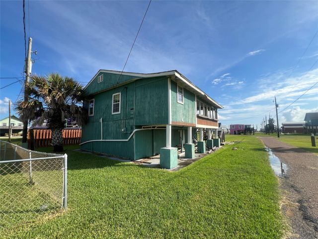 415 Oyster Street, Freeport, TX 77541