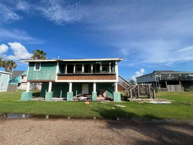 415 Oyster Street, Freeport, TX 77541