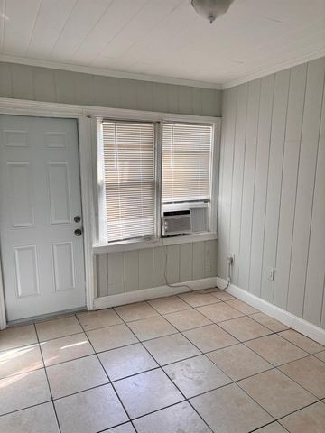 817 7th Street, West Palm Beach, FL 33401