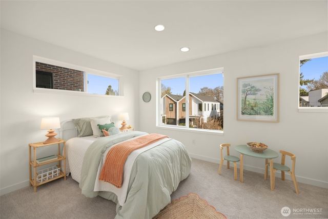 8327 B 12th Avenue NW, Seattle, WA 98117