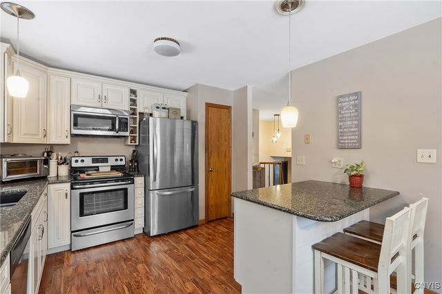 71 Hickory Grove Road, Granby, NY 13069