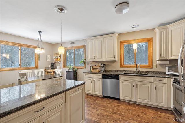 71 Hickory Grove Road, Granby, NY 13069