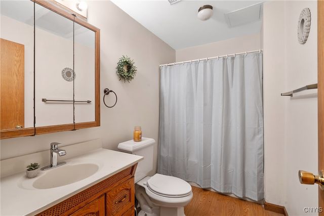 71 Hickory Grove Road, Granby, NY 13069