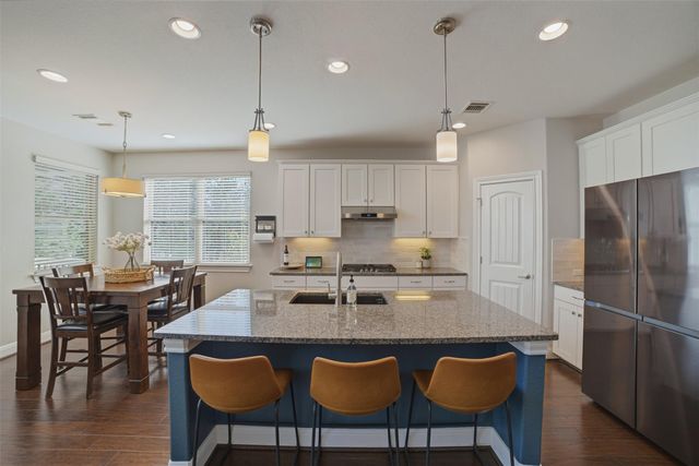 16025 Cinca Terra DR, Austin, TX 78738