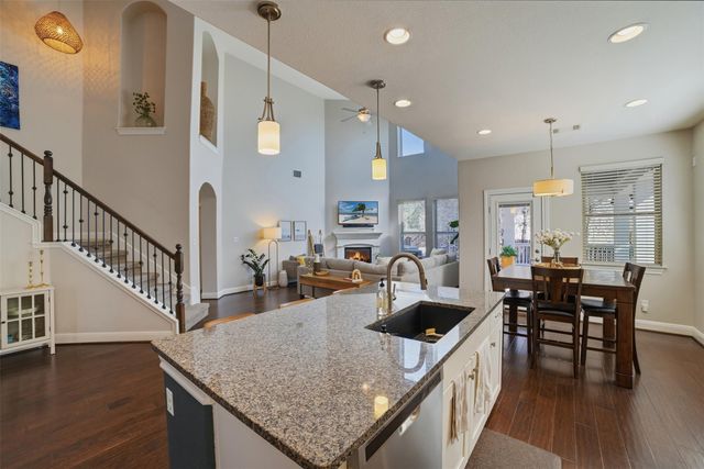 16025 Cinca Terra DR, Austin, TX 78738