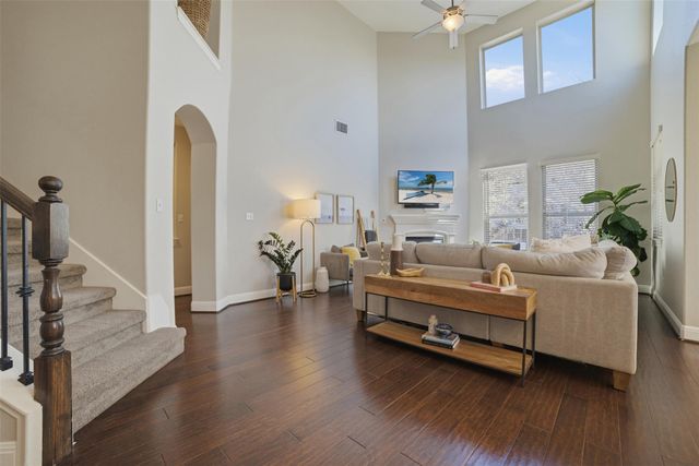 16025 Cinca Terra DR, Austin, TX 78738