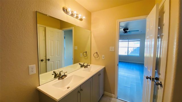 19422 Remington Wick Drive, Houston, TX 77073