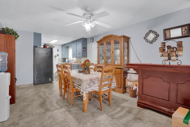 36 Lynda Ave, Stockton, CA 95207