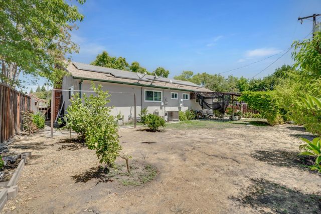 36 Lynda Ave, Stockton, CA 95207