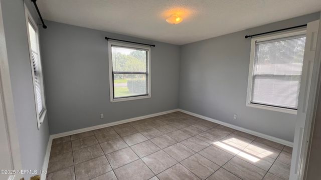 216 BON AIR Drive, Jacksonville, FL 32218