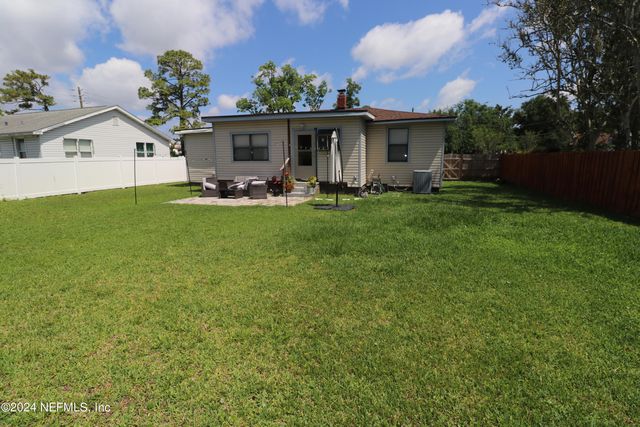 216 BON AIR Drive, Jacksonville, FL 32218