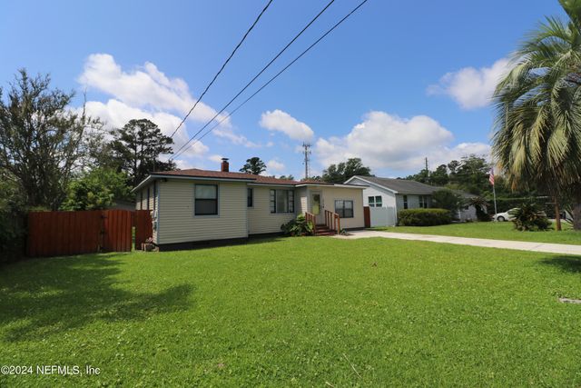 216 BON AIR Drive, Jacksonville, FL 32218