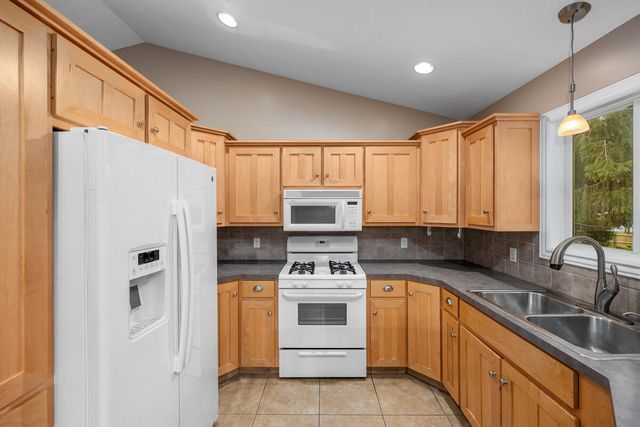 11108 Creekside Drive, Allendale, MI 49401