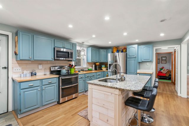 1 Lisa Street, Windham, NH 03087