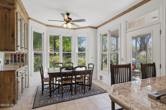 201 Winsmere Way, Ridgeland, MS 39157