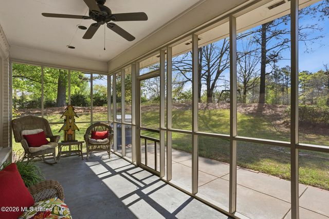 201 Winsmere Way, Ridgeland, MS 39157