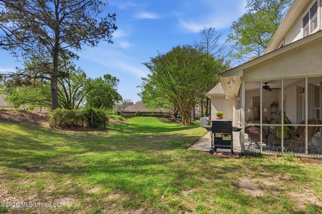 201 Winsmere Way, Ridgeland, MS 39157