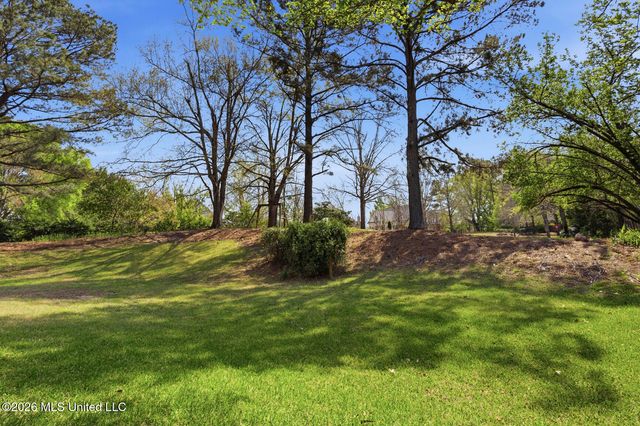 201 Winsmere Way, Ridgeland, MS 39157