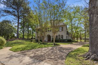 201 Winsmere Way, Ridgeland, MS 39157