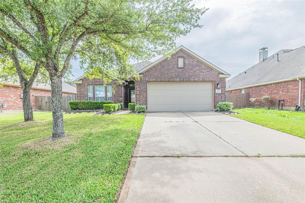 3318 Cactus Heights Lane, Pearland, TX 77581