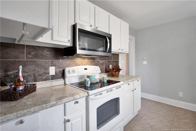 326 Hawley Lane, Fayetteville, NC 28301