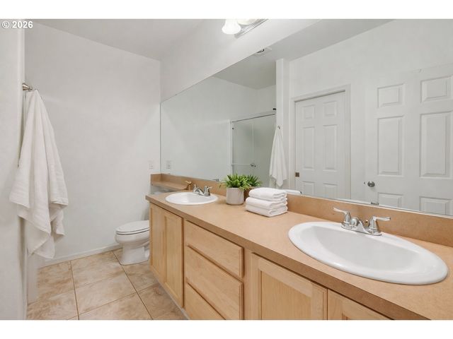 4335 SUMMERLINN Dr, West Linn, OR 97068