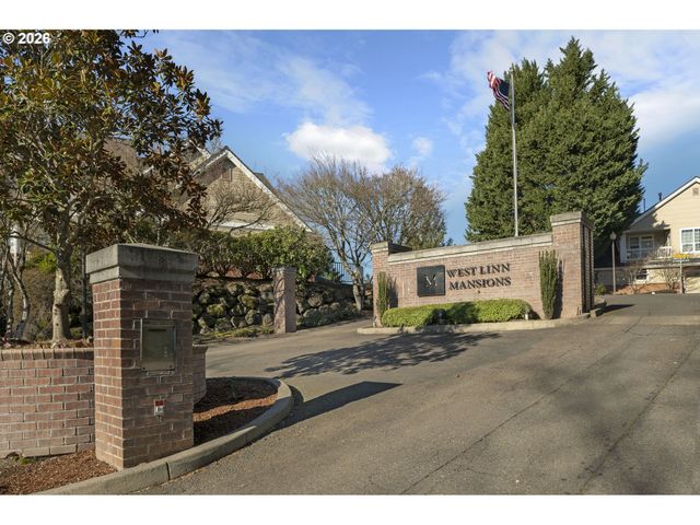 4335 SUMMERLINN Dr, West Linn, OR 97068