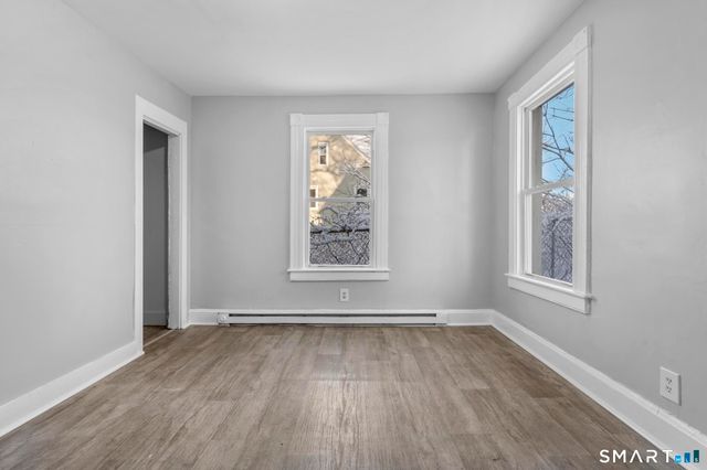 48 Dikeman Street, Waterbury, CT 06704