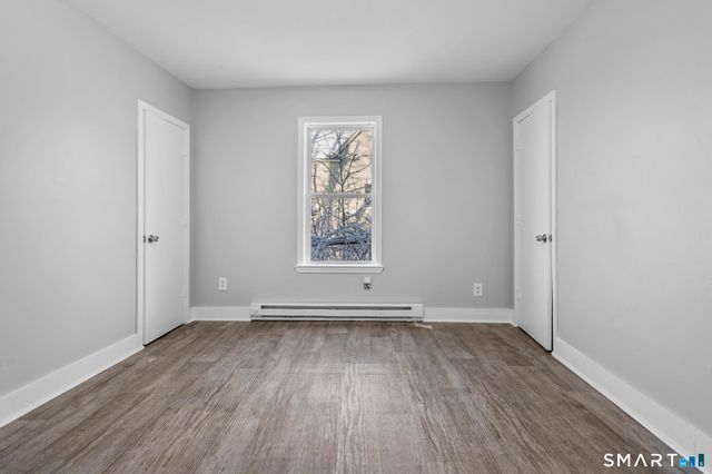 48 Dikeman Street, Waterbury, CT 06704