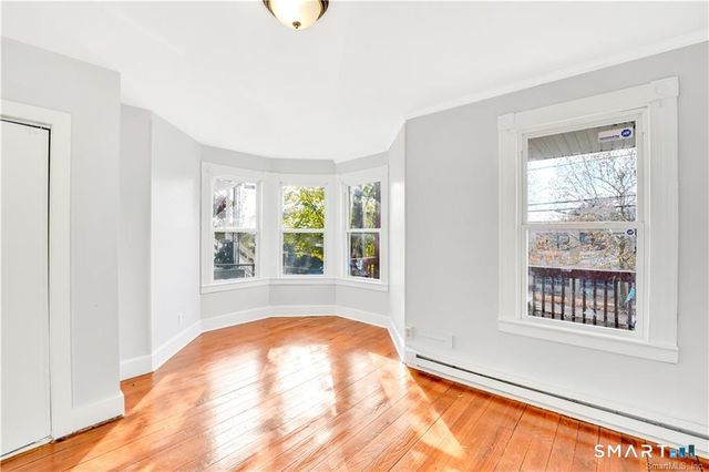 48 Dikeman Street, Waterbury, CT 06704