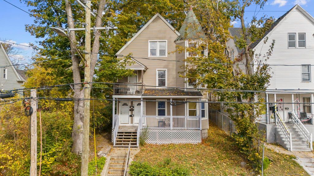 48 Dikeman Street, Waterbury, CT 06704