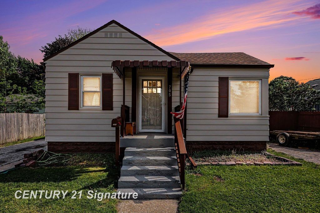 705 W Jenny Street, Bay City, MI 48706