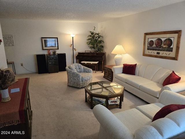 10019 W OCOTILLO Drive, Sun City, AZ 85373