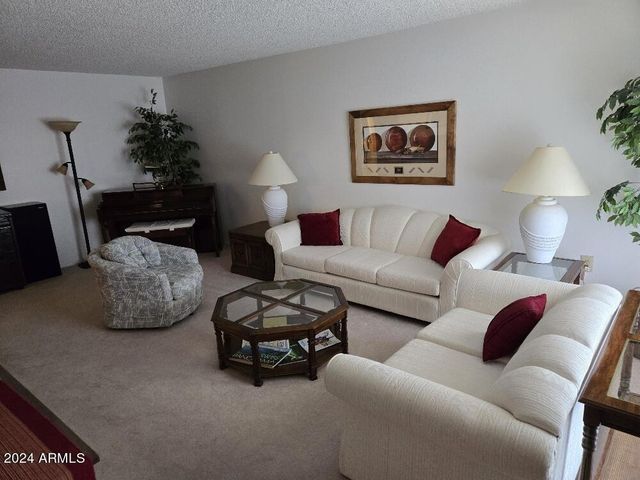 10019 W OCOTILLO Drive, Sun City, AZ 85373