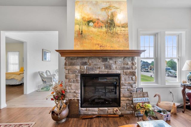 364 Drumlin Loop, Ripon, WI 54971