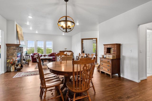 364 Drumlin Loop, Ripon, WI 54971
