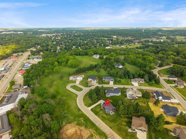 364 Drumlin Loop, Ripon, WI 54971