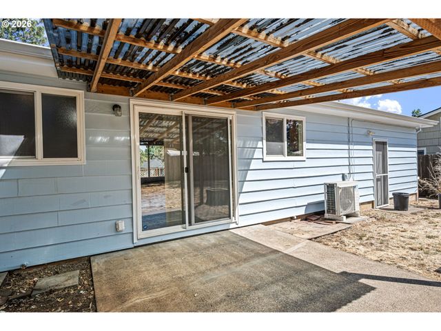 130 E 31ST Ave, Eugene, OR 97405