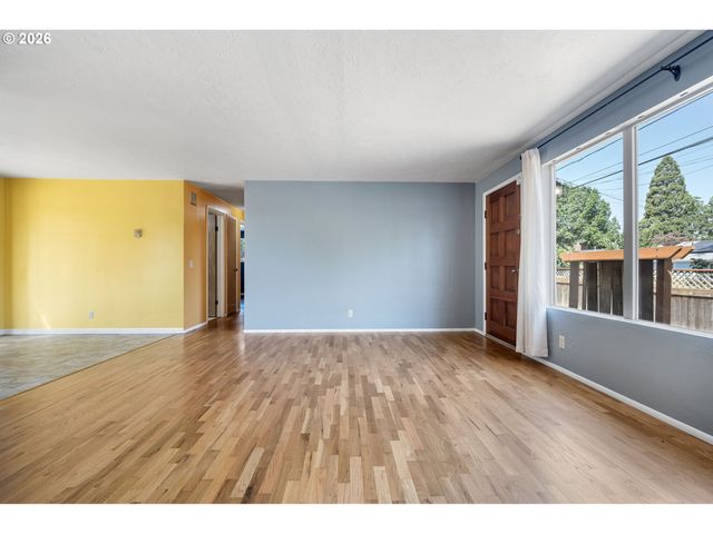 130 E 31ST Ave, Eugene, OR 97405