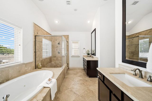 8760 Kempwood Drive, Houston, TX 77080