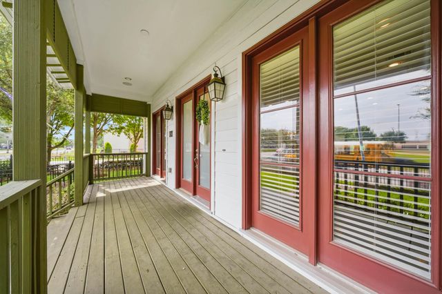 8760 Kempwood Drive, Houston, TX 77080