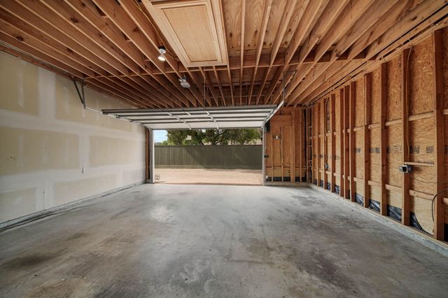 8760 Kempwood Drive, Houston, TX 77080